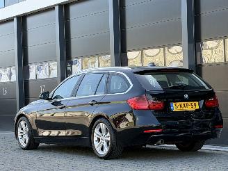 BMW 3-serie 320d Xenon Navi Clima PDC picture 5