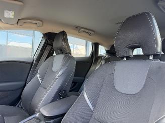 Volvo V-40 2.0 D2 Navi Clima PDC EURO-6 picture 8
