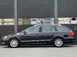 Skoda Superb 1.6 TDI Xenon Navi Clima PDC picture 6