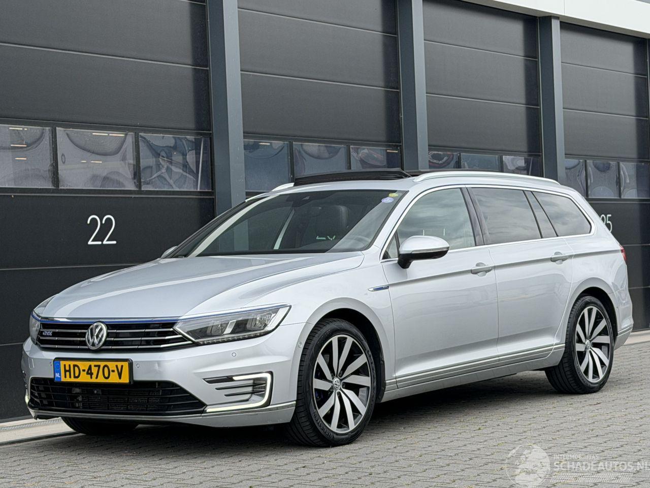 Volkswagen Passat 1.4 TSI GTE Virtual Cockpit Pano Camera