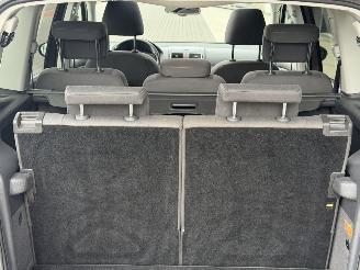 Volkswagen Touran 1.6 TDI STYLE Pano Camera 7-PERS picture 10