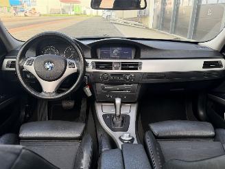 BMW 3-serie 325i Pano Navi Clima PDC picture 7