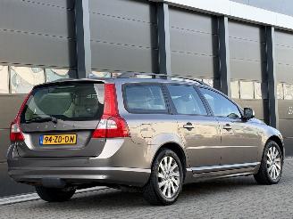 Volvo V-70 2.4 D5 Leer Clima Navi picture 4