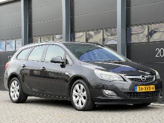 Opel Astra 1.7 CDTi Navi Airco PDC picture 2