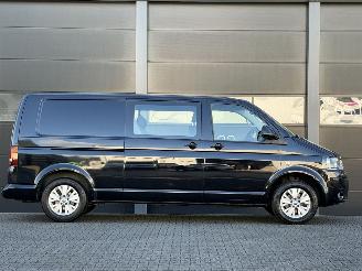 Volkswagen Transporter 2.0 TDI 140PK L2-H2 Navi DC 5-PERS picture 3