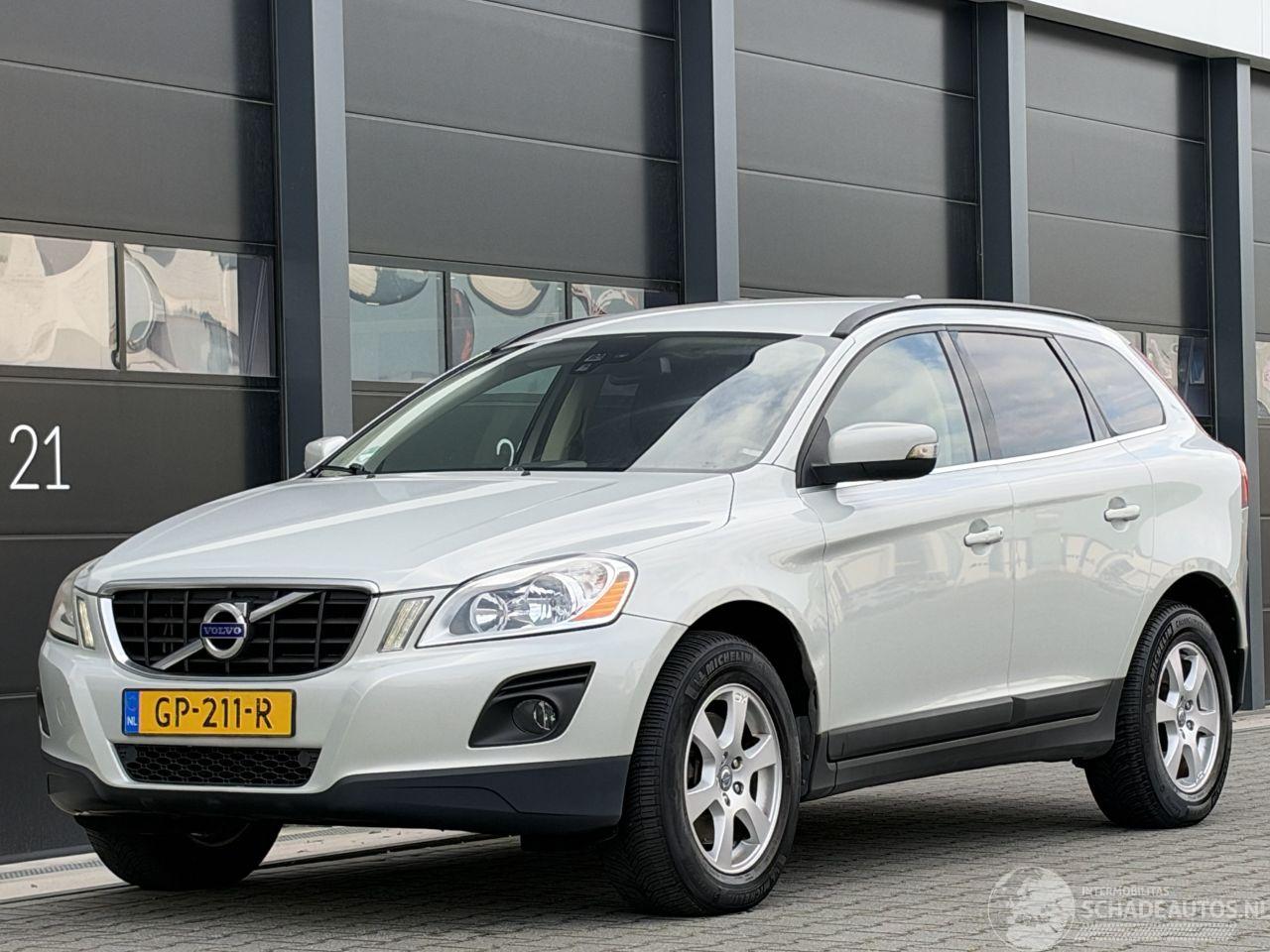 Volvo Xc-60 2.4 D5 Leer Navi Clima PDC
