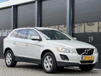 Volvo Xc-60 2.4 D5 Leer Navi Clima PDC picture 2