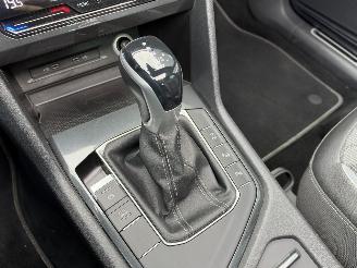 Volkswagen Tiguan 2.0 TDI R-Line Head-Up Camera Pano Clima picture 15