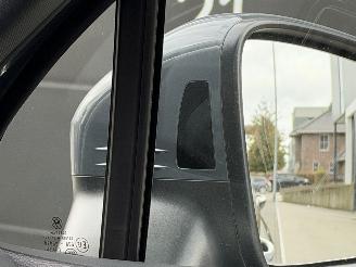 Volkswagen Tiguan 2.0 TDI R-Line Head-Up Camera Pano Clima picture 16