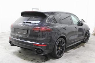 Porsche Cayenne  picture 4