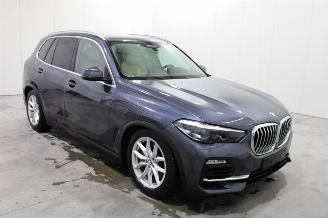 BMW X5  picture 2
