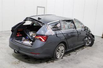 Skoda Octavia  picture 4
