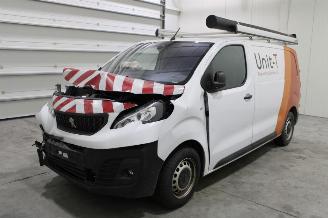 Démontage voiture Peugeot Expert  2023/11