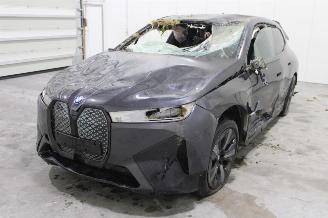 rozbiórka samochody osobowe BMW iX  2024/8