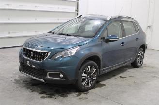 Coche siniestrado Peugeot 2008  2018/6