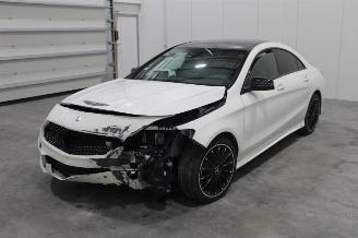 Sloopauto Mercedes Cla-klasse CLA 200 2015/10