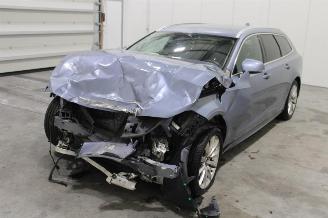 Sloopauto Volvo V-90 V90 2019/8