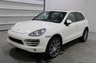Uttjänta bilar auto Porsche Cayenne  2011/10