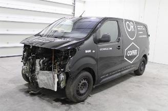 Damaged car Toyota ProAce CITY 2024/6
