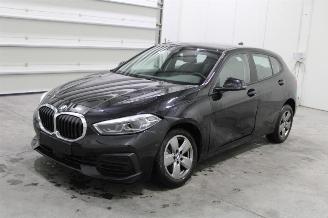 skadebil auto BMW 1-serie 116 2025/3