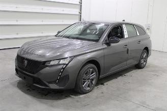 Coche siniestrado Peugeot 308  