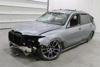 Sloopauto BMW X7  2023/10
