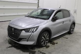 skadebil auto Peugeot 208  2021/1