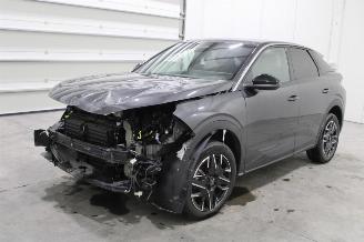 Damaged car Peugeot 3008  2025/1