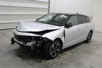 Schadeauto Opel Astra  2025/4
