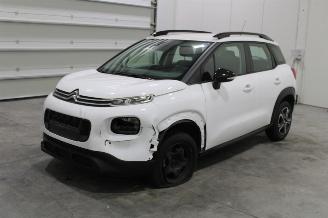 damaged passenger cars Citroën C3 Aircross  2020/1