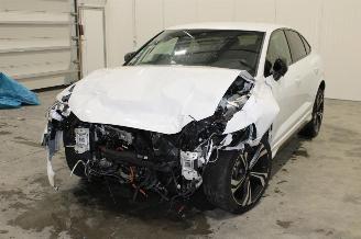 krockskadad bil auto Audi Q3  2022/10