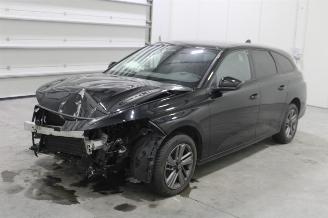 Schadeauto Peugeot 308  2024/3