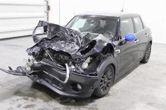 Schadeauto Mini One  2019/6
