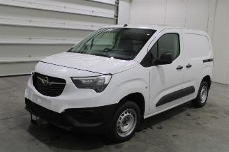 Coche siniestrado Opel Combo  