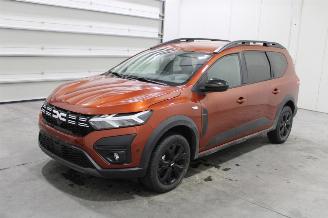 damaged passenger cars Dacia Jogger  2023/9