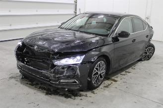 Schadeauto Skoda Octavia  2023/8