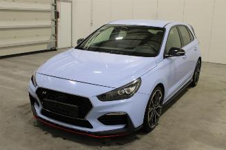damaged passenger cars Hyundai I-30 i30 2019/6