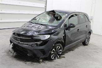 Vaurioauto  passenger cars Opel Crossland X 2024/8
