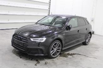 Vaurioauto  passenger cars Audi A3  2020/6