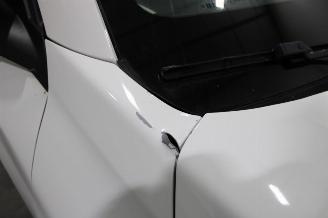 Peugeot 208  picture 19