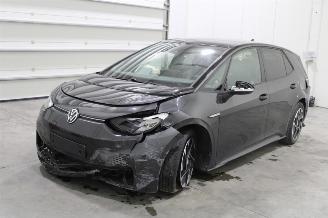 krockskadad bil auto Volkswagen ID.3  2023/3