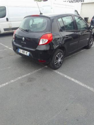 Renault Clio  picture 5