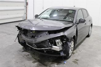 krockskadad bil auto Opel Astra  2023/4