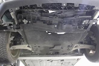 Peugeot 2008  picture 16