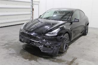 uszkodzony samochody osobowe Tesla Model Y  2022/4