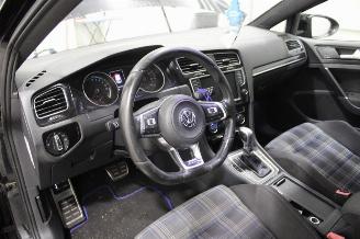 Volkswagen Golf  picture 9