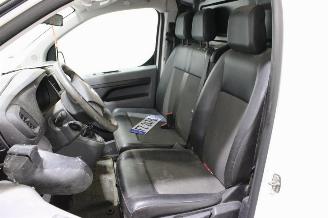 Opel Vivaro  picture 11