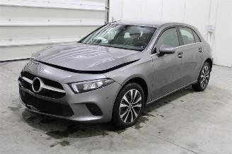 damaged passenger cars Mercedes A-klasse A 250 2022/12