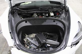 Tesla Model 3  picture 15