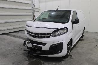 Unfallwagen Opel Vivaro  2023/5